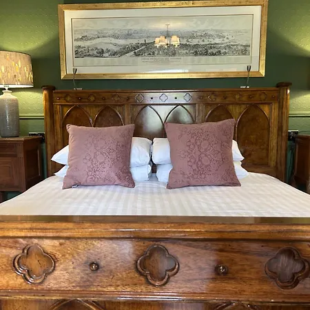 Baytree House Pensionat 4*