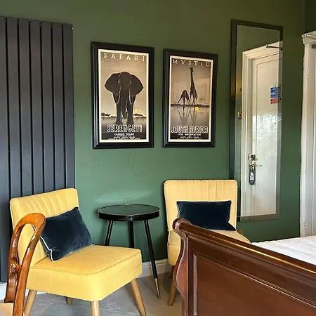 Gasthuis Baytree House 4*