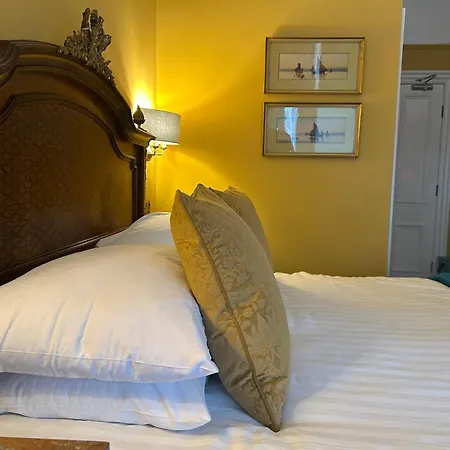 Baytree House Guest house