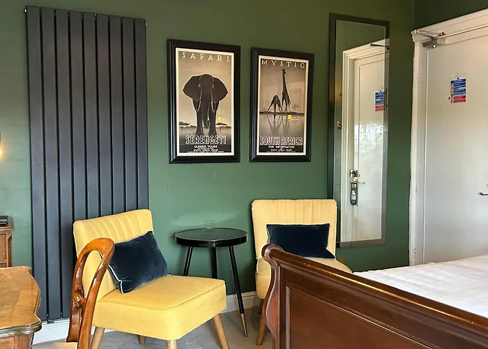 Guest house Baytree House 4*