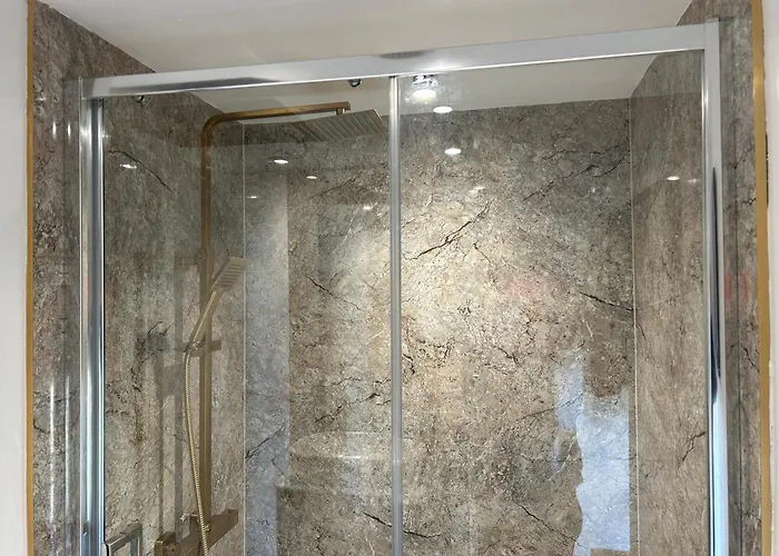 Guest house Baytree House 4*