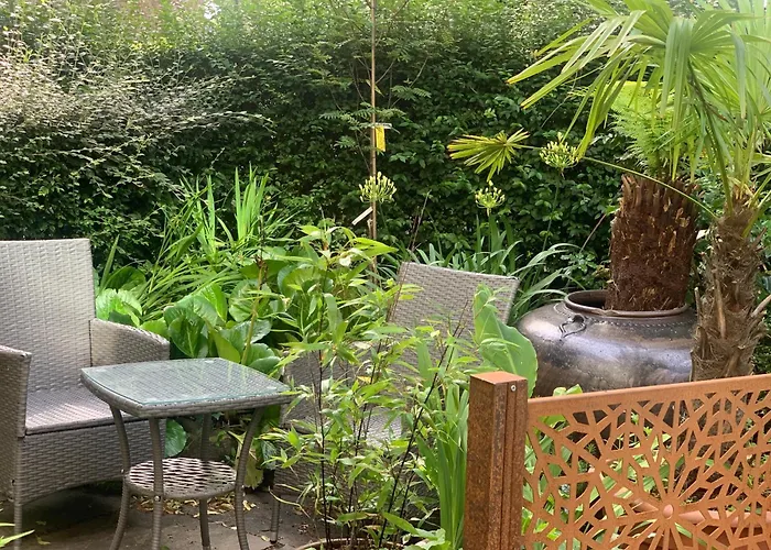 Baytree House Guest house