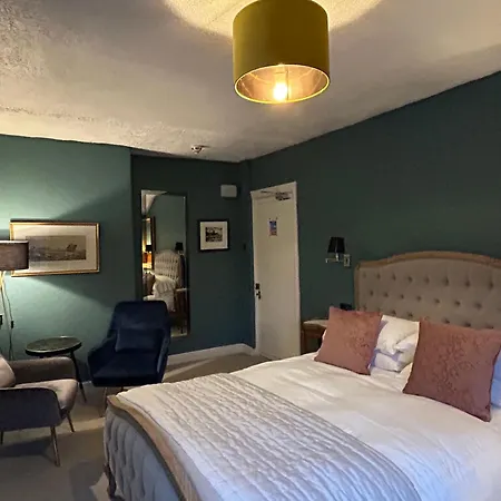 Baytree House 4* 해러게이트